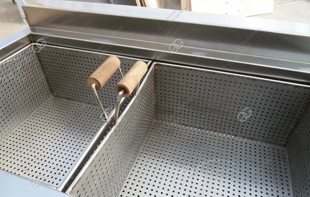 Machine à frire les aliments frits