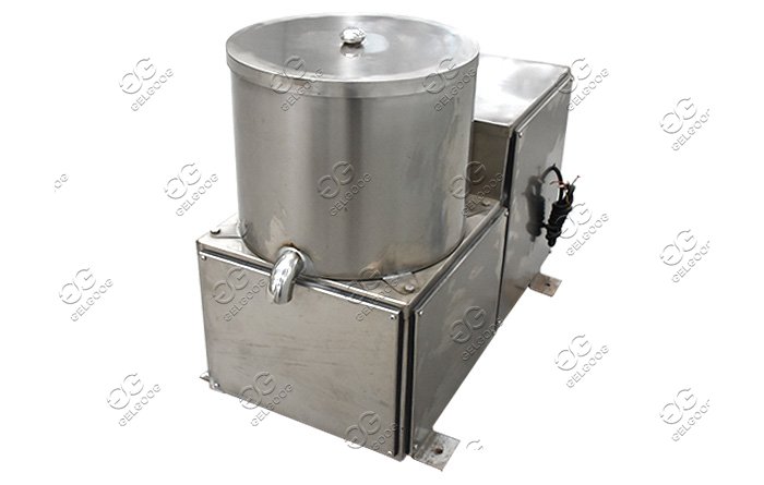 Machine à égoutter les frites